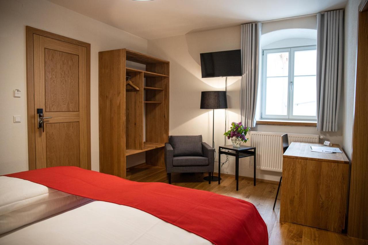 Altstadthotel Brauereigasthof Winkler Berching Dış mekan fotoğraf