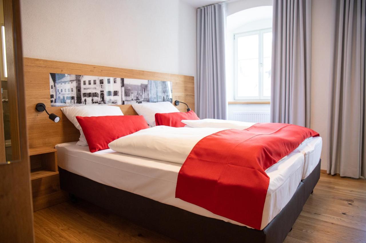 Altstadthotel Brauereigasthof Winkler Berching Dış mekan fotoğraf