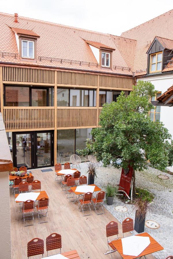 Altstadthotel Brauereigasthof Winkler Berching Dış mekan fotoğraf